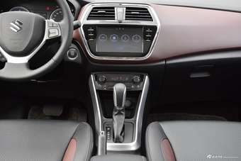 2017款骁途1.6L自动两驱都市进取型