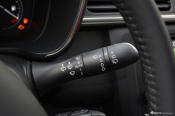 2017款科雷嘉2.0L自动领先版