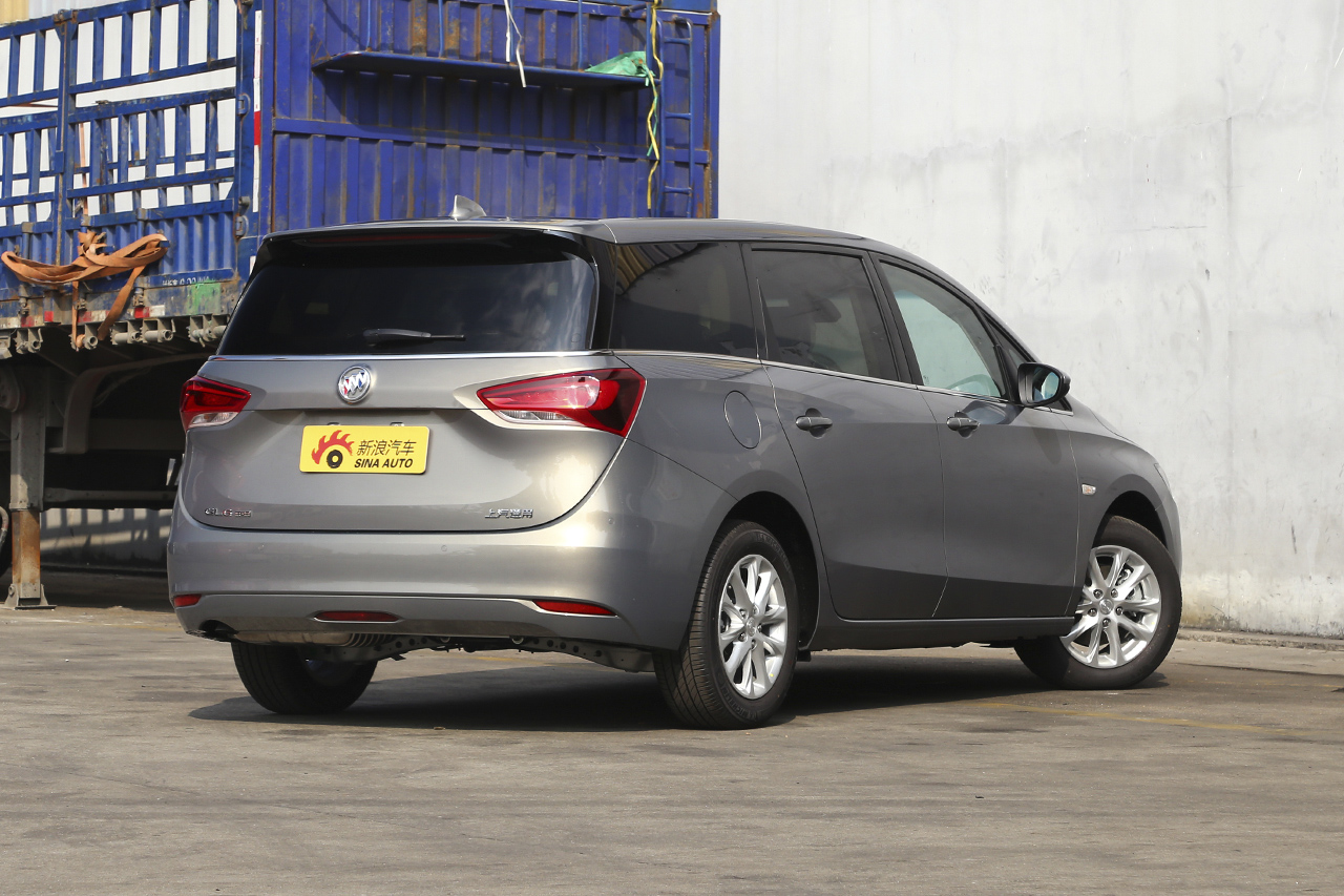 2018款别克GL6 1.3T自动18T豪华型6座 