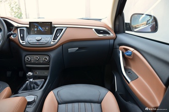 2017款DX7 1.5T手动豪华型