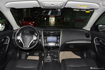2016款天籁2.5L自动 XL-UpperNAVI Tech智尊版图片