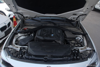 2017款宝马3系GT 2.0L自动320i时尚型