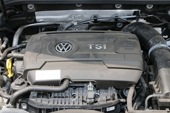 2018款蔚揽2.0T自动四驱纵行版380TSI