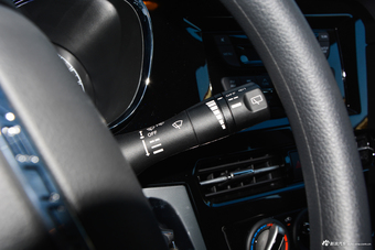 2018款启辰T70 1.6L手动睿趣版