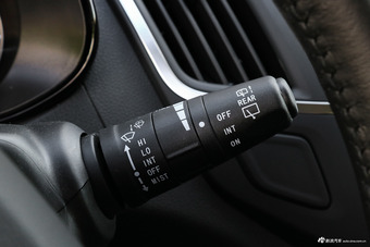 2017款风神AX5 1.4T手动趣尚型