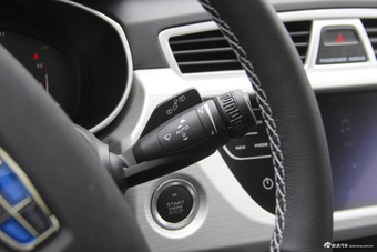 2018款吉利博越1.8TD自动智慧型4G互联版