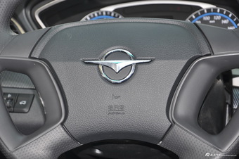 2017款海马M6 1.6L手动舒适型