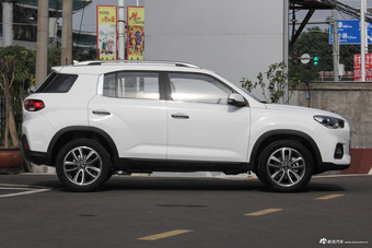 2018款现代ix35 2.0L自动两驱智勇·畅享版