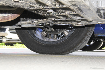 2017款宝骏730 1.5T手动时尚型7座