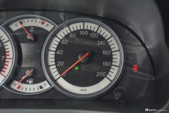 2015款利亚纳A6 1.4L手动两厢理想型