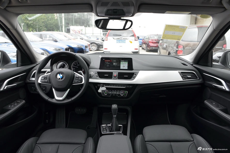 2018款宝马1系125i自动运动型