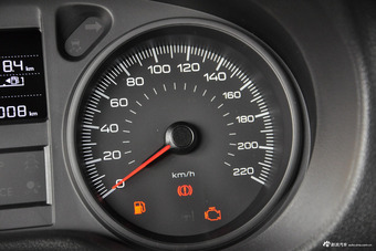 2016款标致301 1.6L自动舒适型