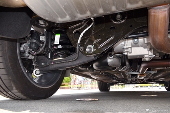 2018款XT4 2.0T四驱铂金运动版28T