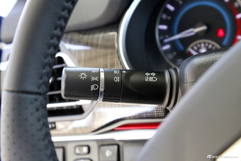 2017款哈弗H2 1.5T自动两驱精英型蓝标