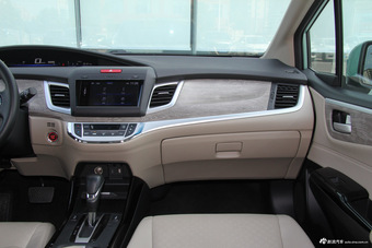 2017款杰德 1.5T自动210TURBO CVT豪华版 5座