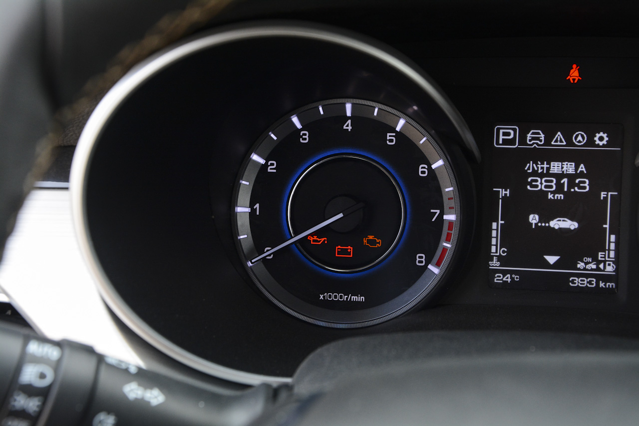 2018款逸动1.6L GDI自动尊尚型 