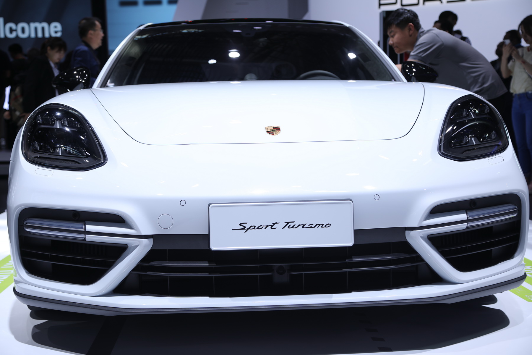 保时捷Panamera Turbo S E-Hybrid Sport Turismo