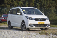 2016款长安欧尚1.5L手动豪华型