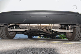 2017款奔驰A级 A200 1.6T自动动感型