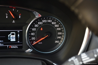 2018款探界者2.0T自动四驱拓界版550T