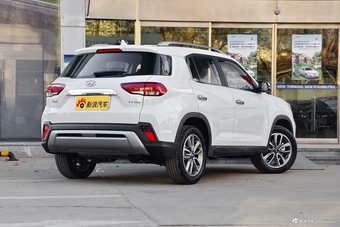 2018款现代ix35 2.0L自动两驱智勇·畅享版