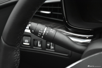 2017款XT5 2.0T自动25T周年庆版豪华型