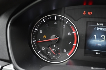 2018款哈弗H6运动版1.5T手动两驱精英型红标 