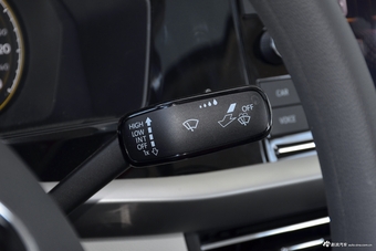 2018款朗逸1.5L手动舒适版