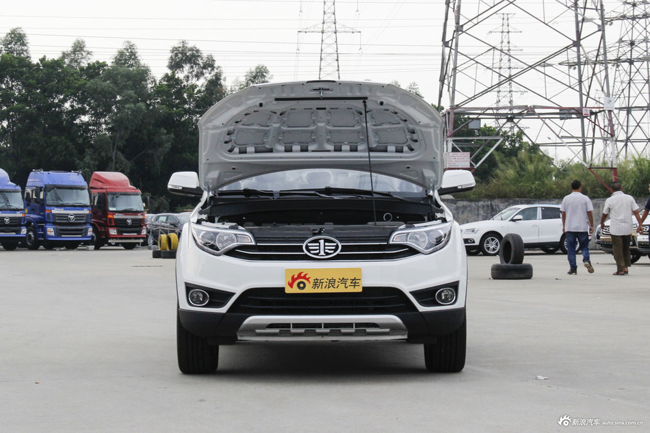 2016款森雅R7 1.6L手动舒适型 