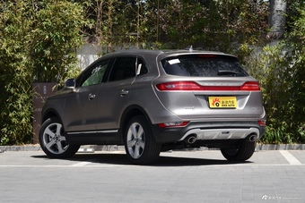 2018款林肯MKC 2.0T自动两驱尊享版