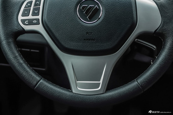 2016款 拓陆者 2.8T E5 柴油两驱精英版ISF2.8