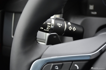 2018款捷豹XFL 2.0T自动250PS尊享版