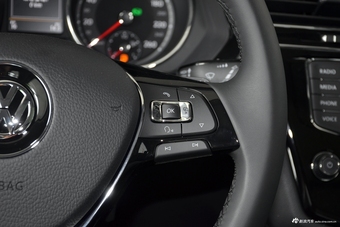 18款大众途观L 2.0T自动四驱旗舰版380TSI