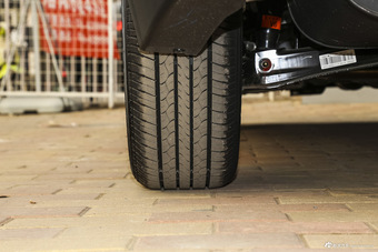 2014款V6菱仕1.5T手动智控版