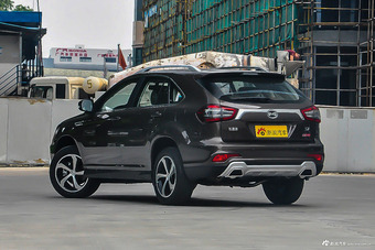 2017款比亚迪S7 2.0T自动豪华型