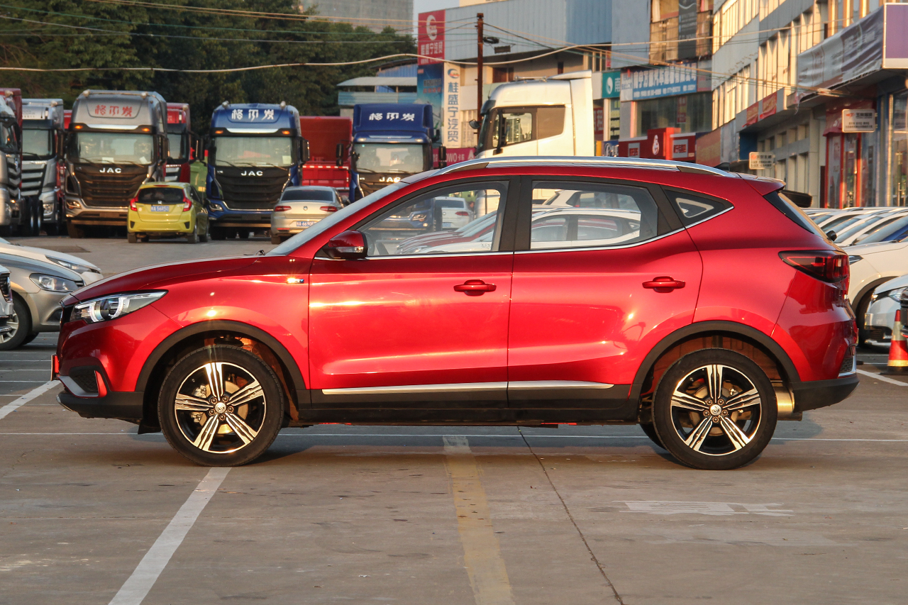 2017款名爵ZS 1.0T 16T自动尊享版