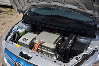 2016款北汽新能源EV160 电动轻秀版