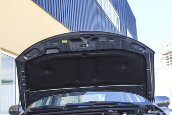 2014款众泰Z300 1.5L手动豪华型