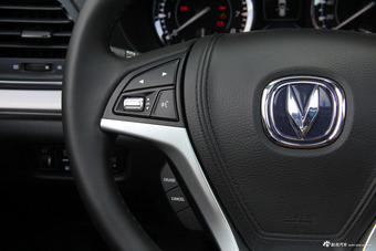 2017款长安CS95 2.0T自动四驱智驭版 