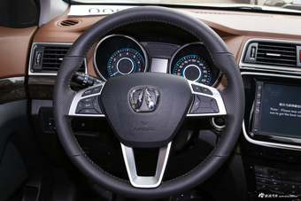 2016款北汽威旺S50 1.5T手动乐动版尊享型