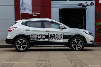 2016款逍客2.0L自动XV TOP旗舰版