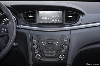 2016款奔腾B50 1.6L自动豪华型