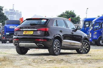 2016款众泰SR7 1.5T手动魔方之心版