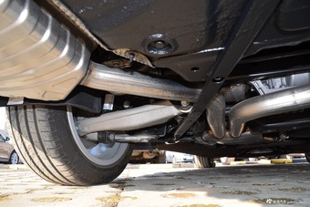 2017款奥迪A6L 45TFSI quattro 3.0T自动运动型: