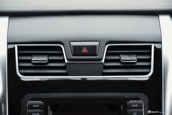 2016款东风风行SX6 1.6L 手动豪华型