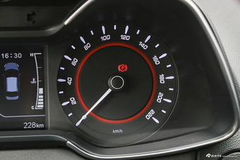 2017款艾瑞泽5 SPORT 1.5T手动豪华版