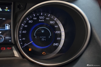 2017款CS75 1.5T手动锋尚型