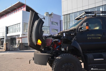 霸气侧漏！到店实拍福特F650