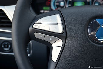 2016款腾势荣耀版