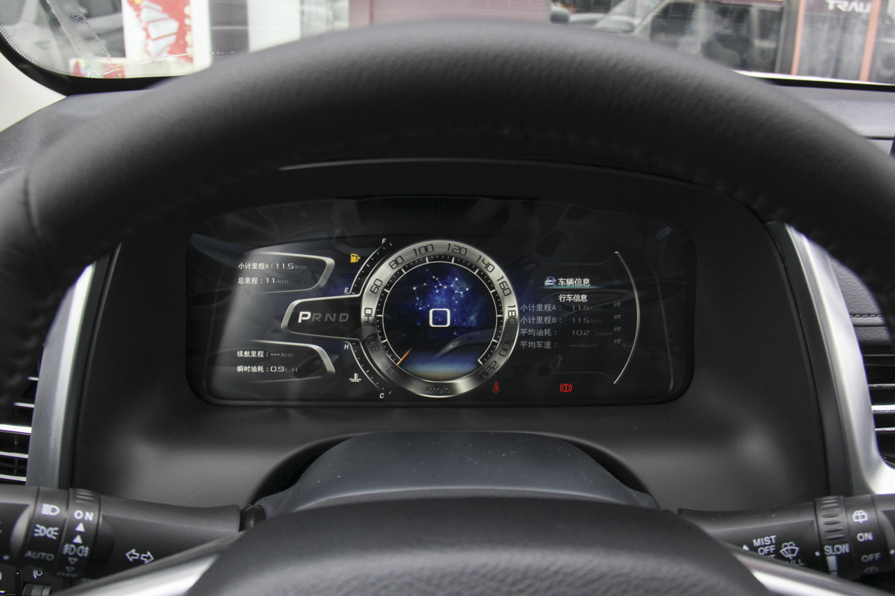 2018款君马SEEK 5（赛克5）1.5T自动领耀版